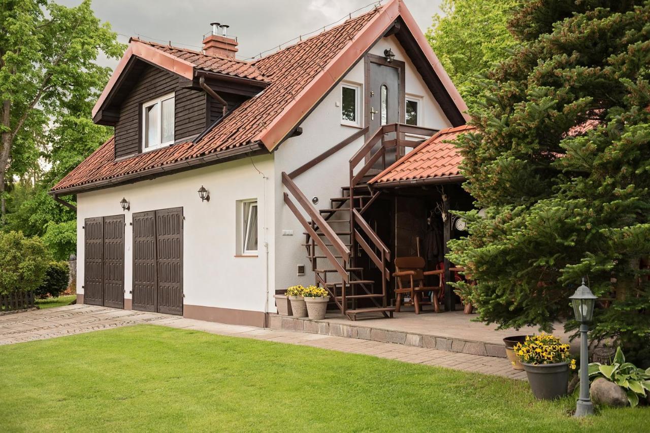 Magnolia Lägenhet Kruklanki Exteriör bild
