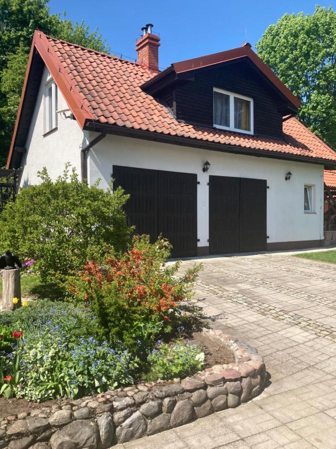 Magnolia Lägenhet Kruklanki Exteriör bild